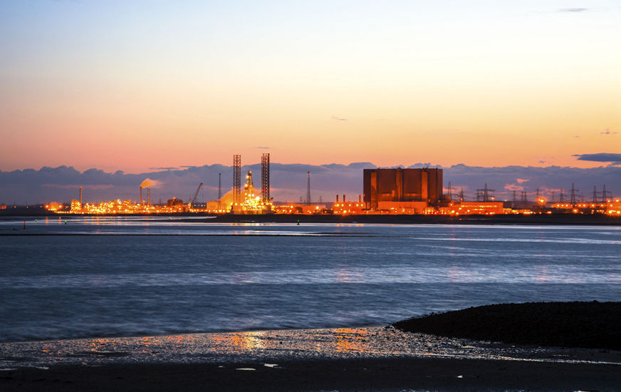 Oman’s OQ starts test runs at new polyethylene plant.