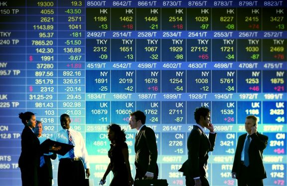 قیمت آتی پی وی سی به مرز 916 دلار برگشت